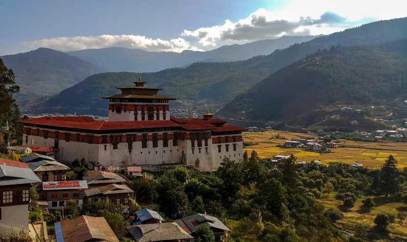 Touring to Gangtey Monastery at Wangdue Bhutan