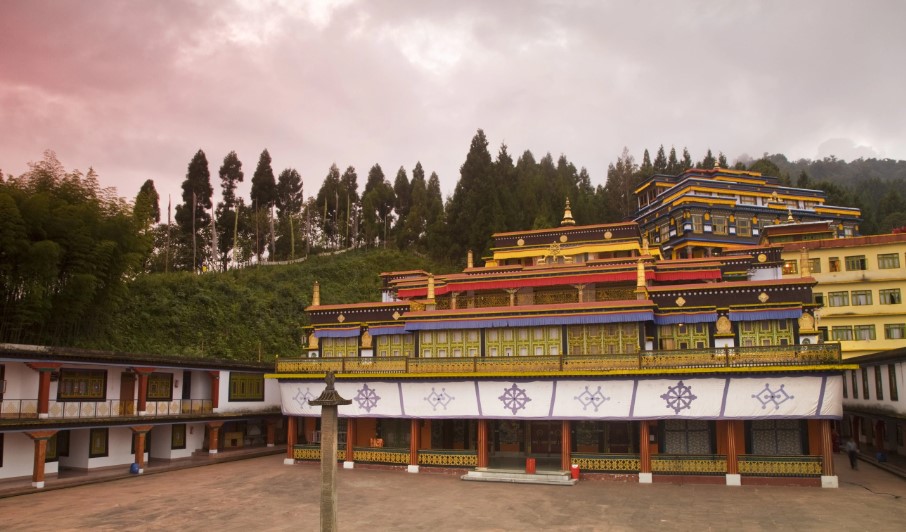 Travel to Rumtek Monastery in Sikkim