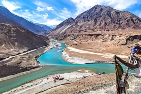 10 Incredible Places to Visit Near Ladakh